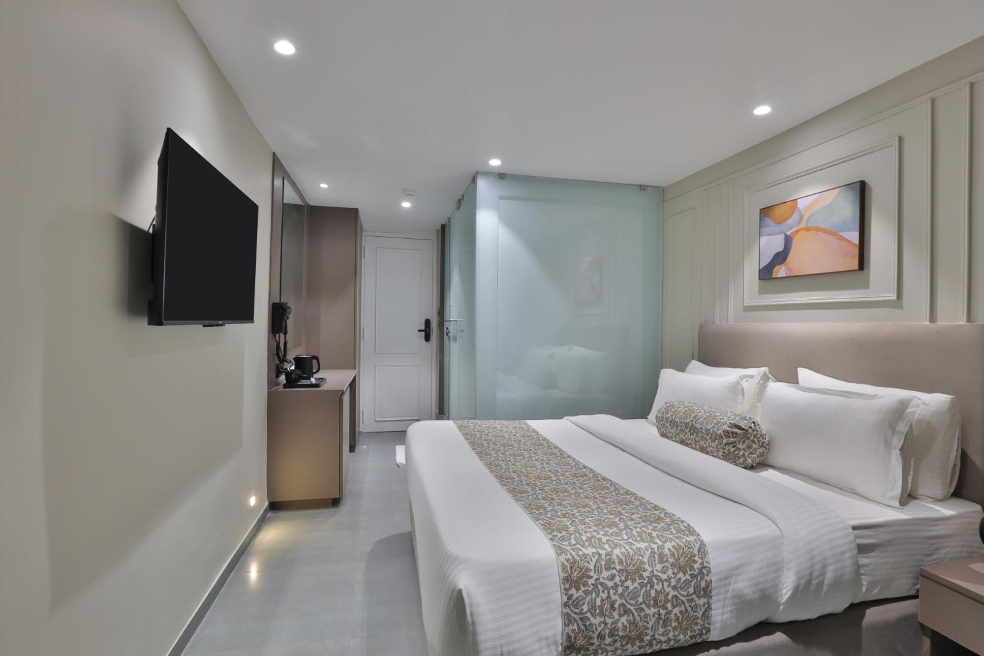 Hotel The Grand Suites Ahmedabad Eksteriør bilde