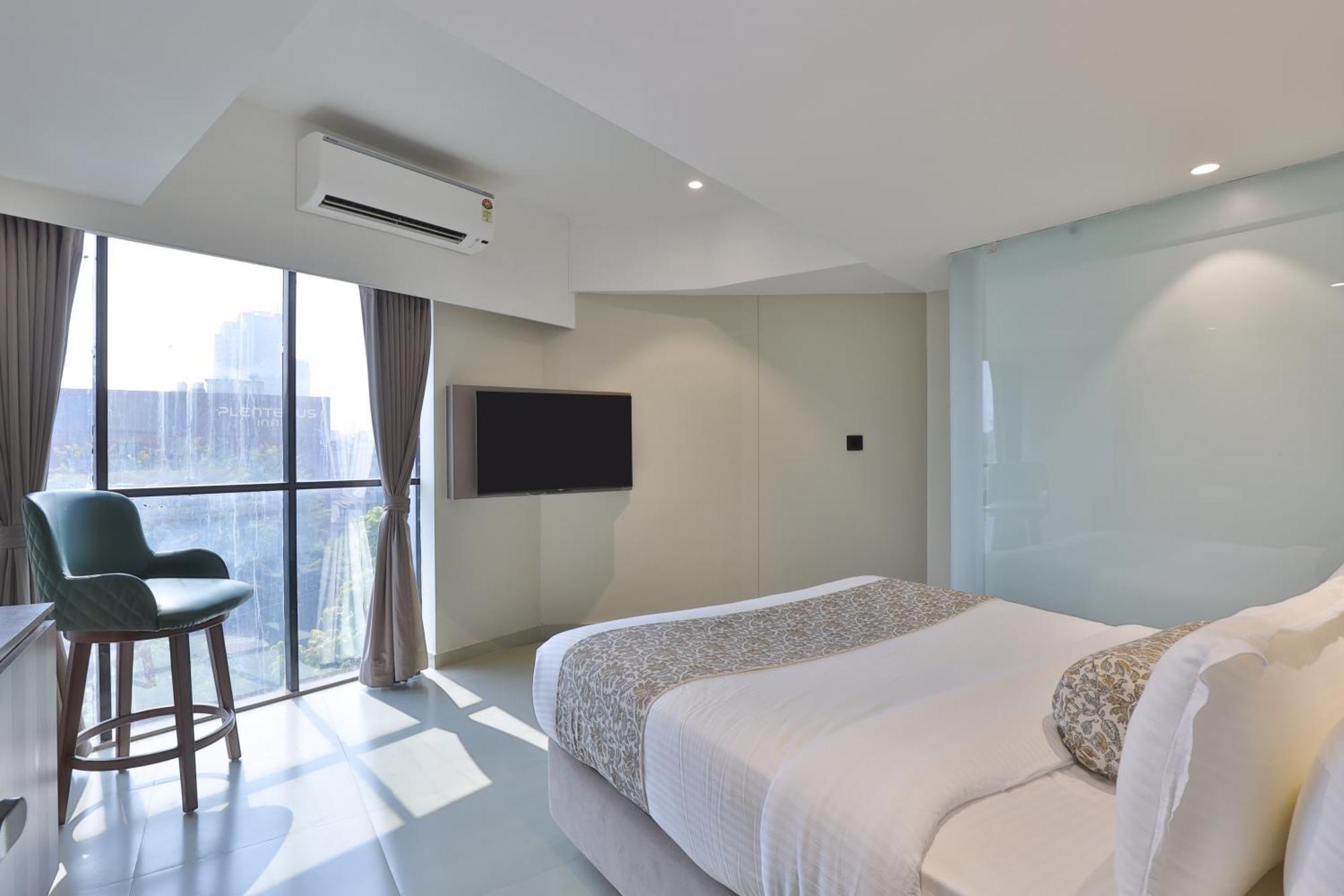 Hotel The Grand Suites Ahmedabad Eksteriør bilde