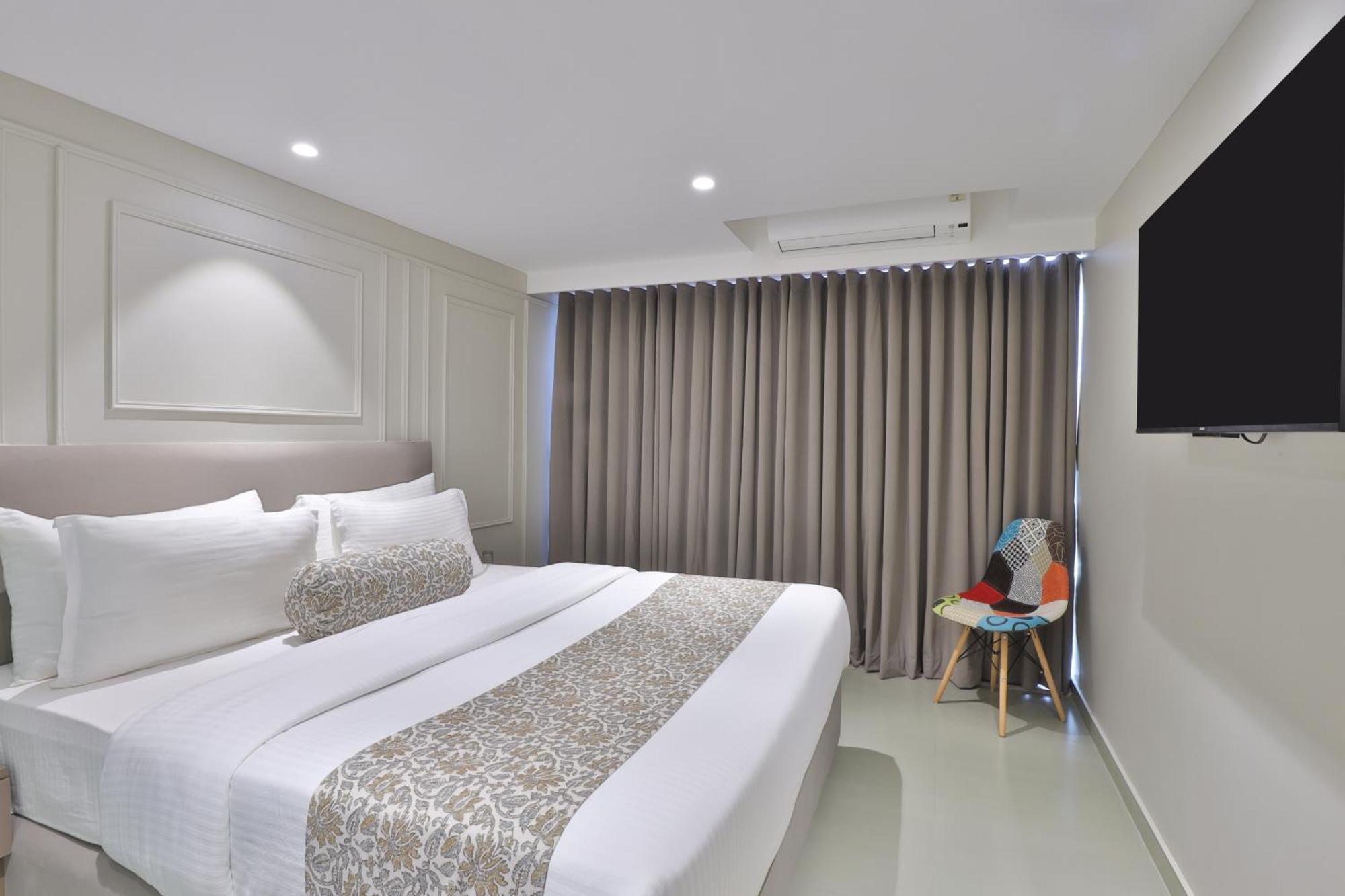 Hotel The Grand Suites Ahmedabad Eksteriør bilde