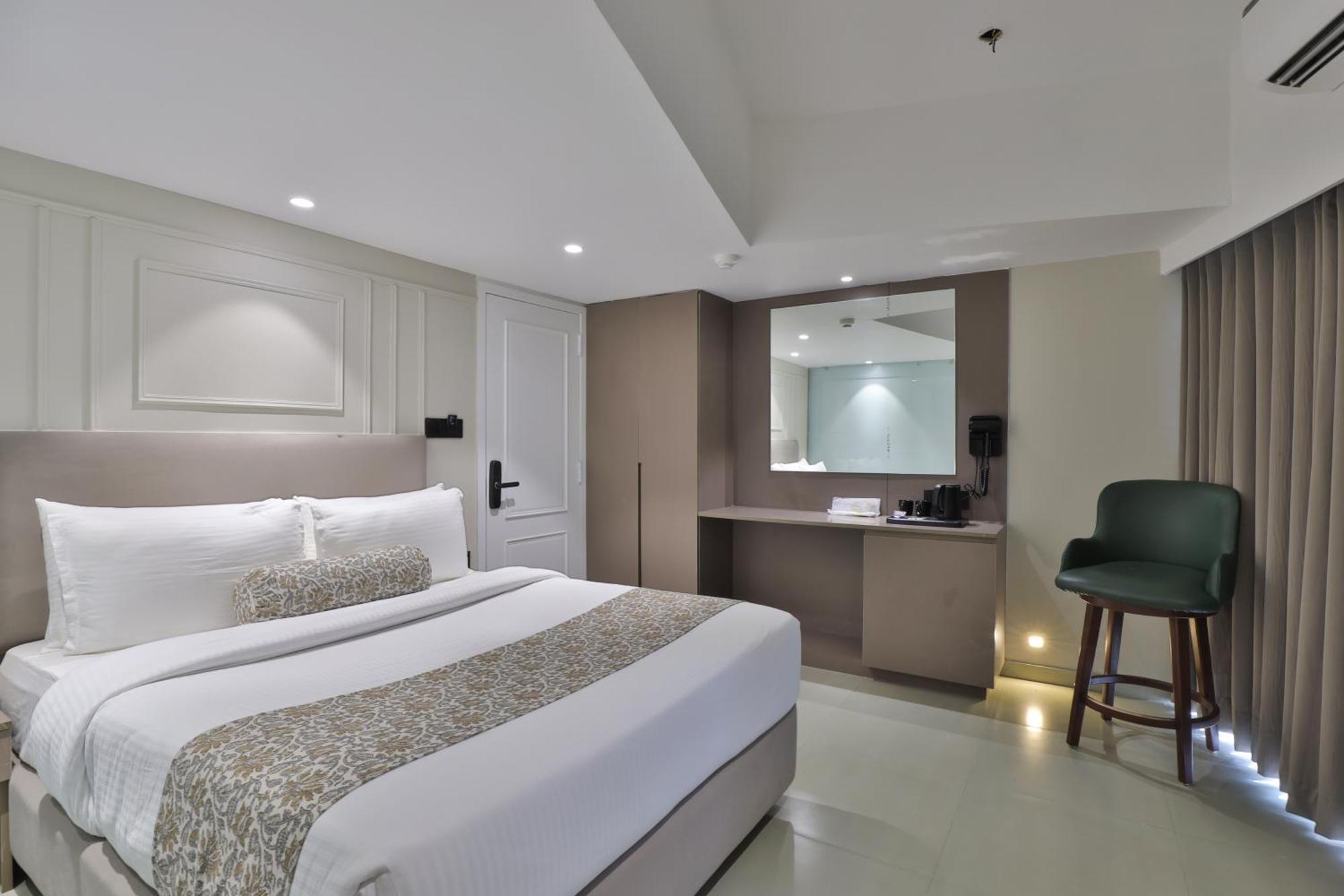 Hotel The Grand Suites Ahmedabad Eksteriør bilde