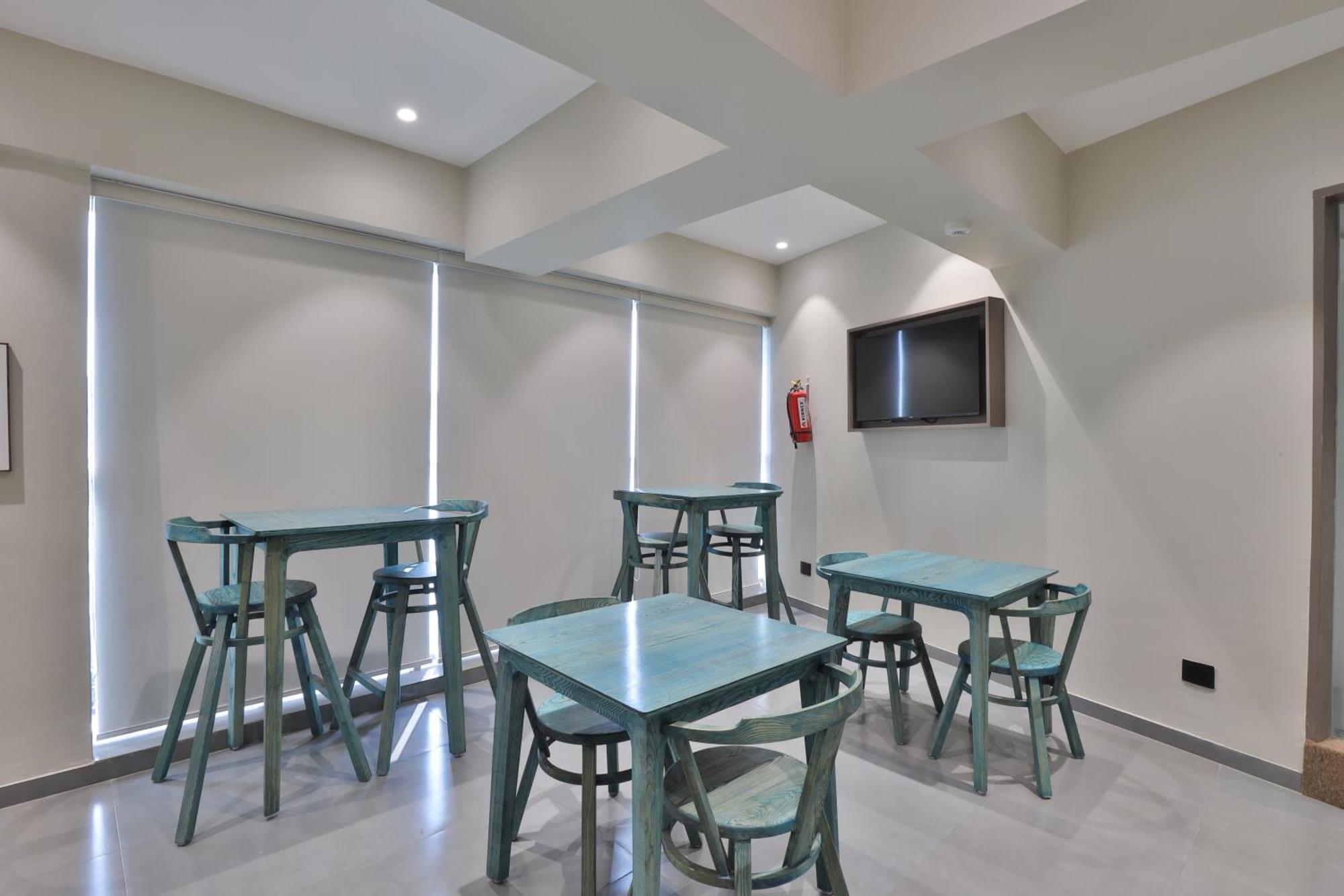 Hotel The Grand Suites Ahmedabad Eksteriør bilde